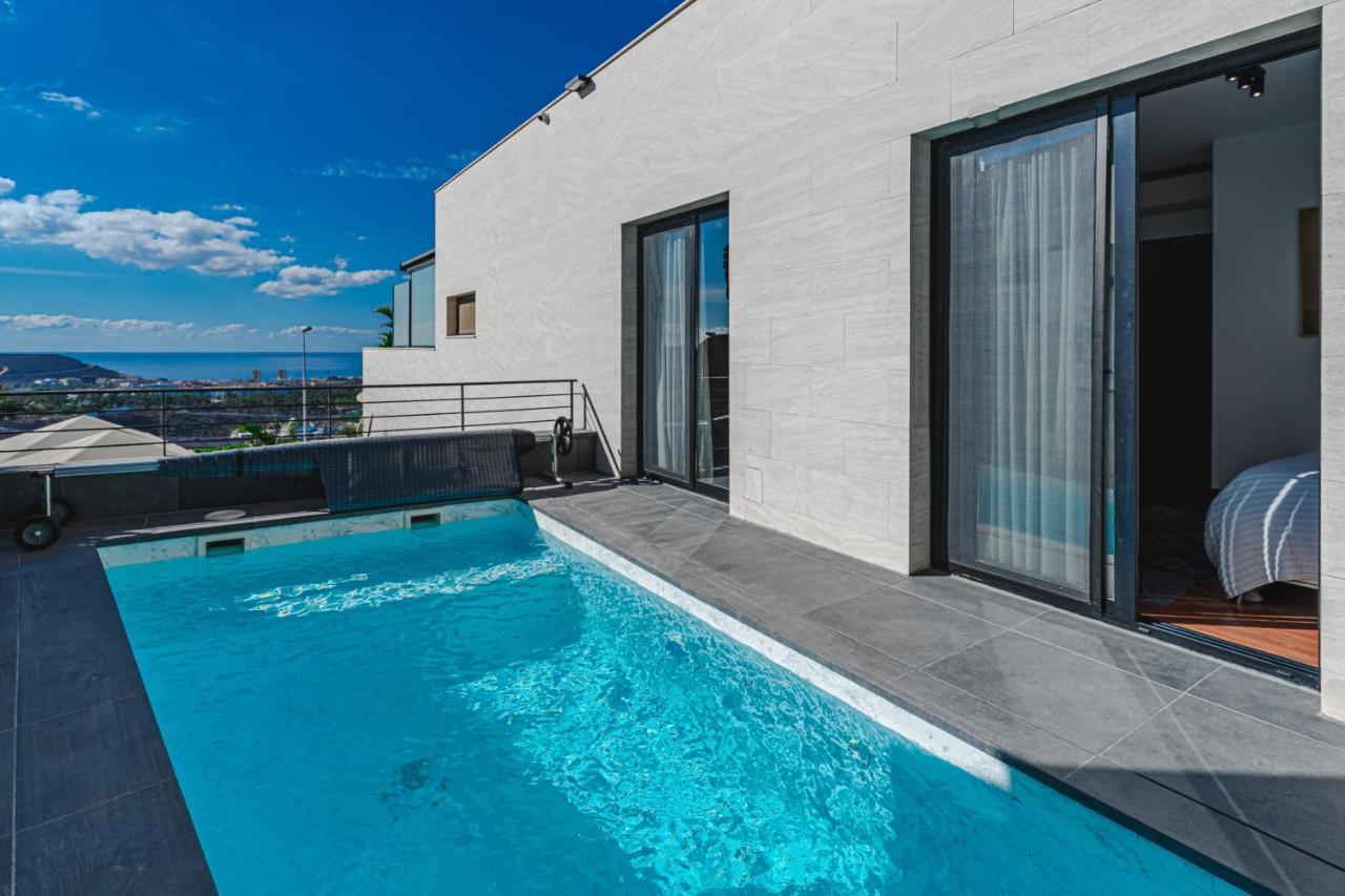 Laurel Villa With Heated Pool アデヘ エクステリア 写真