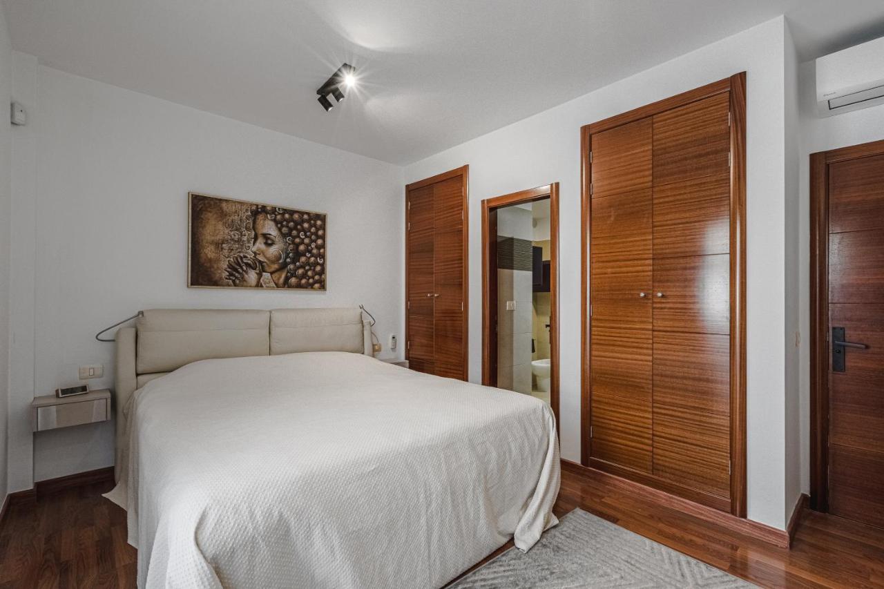 Laurel Villa With Heated Pool アデヘ エクステリア 写真
